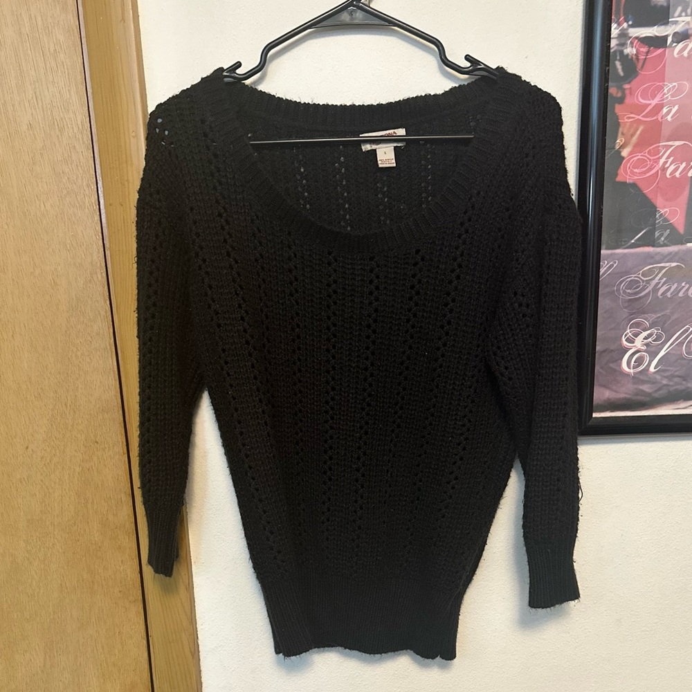 Black sweater.